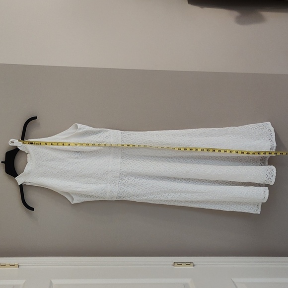 White Tahari Sleeveless Dress - Picture 16 of 16